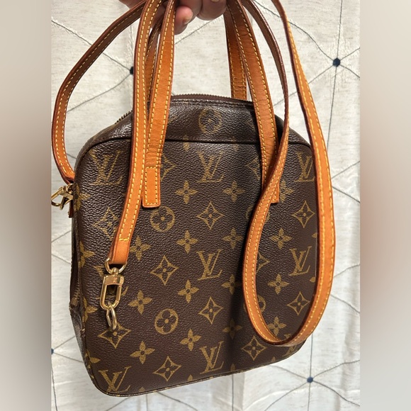 Louis Vuitton Handbags - Louis Vuitton Monogram Canvas Spontini Satchel ( need repair)